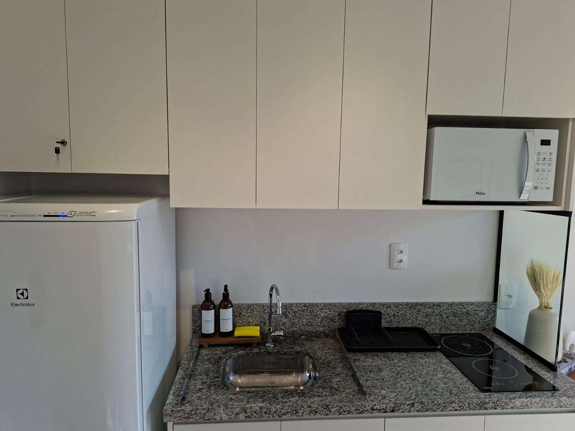 Apartamento Em Moema - Ao Lado Do Aeroporto E Parque Ibirapuera *